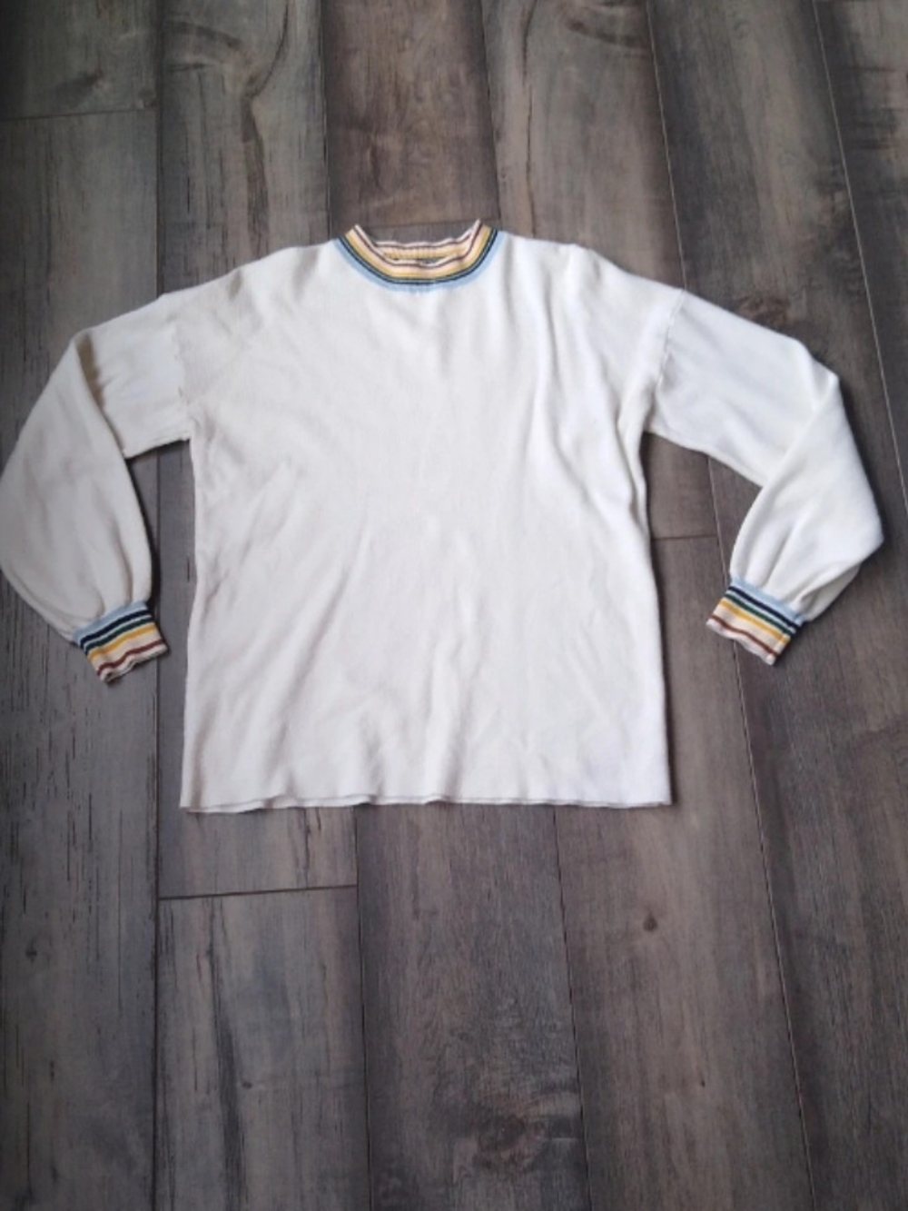 Classic White Crewneck Sweater with Striped Collar